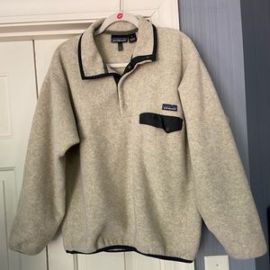 Patagonia pullover.